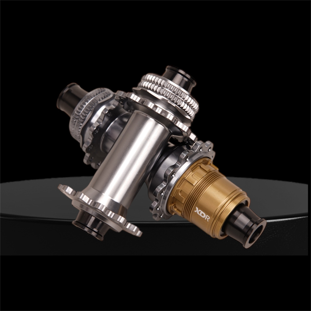 Six Colors New Road Bike Hub 2 - Table Tennis Eleven 评论和价格